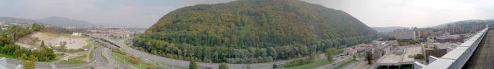 Poh�ad zo strechy Krajsk�ho �radu. Ve�kos� 343 kB.